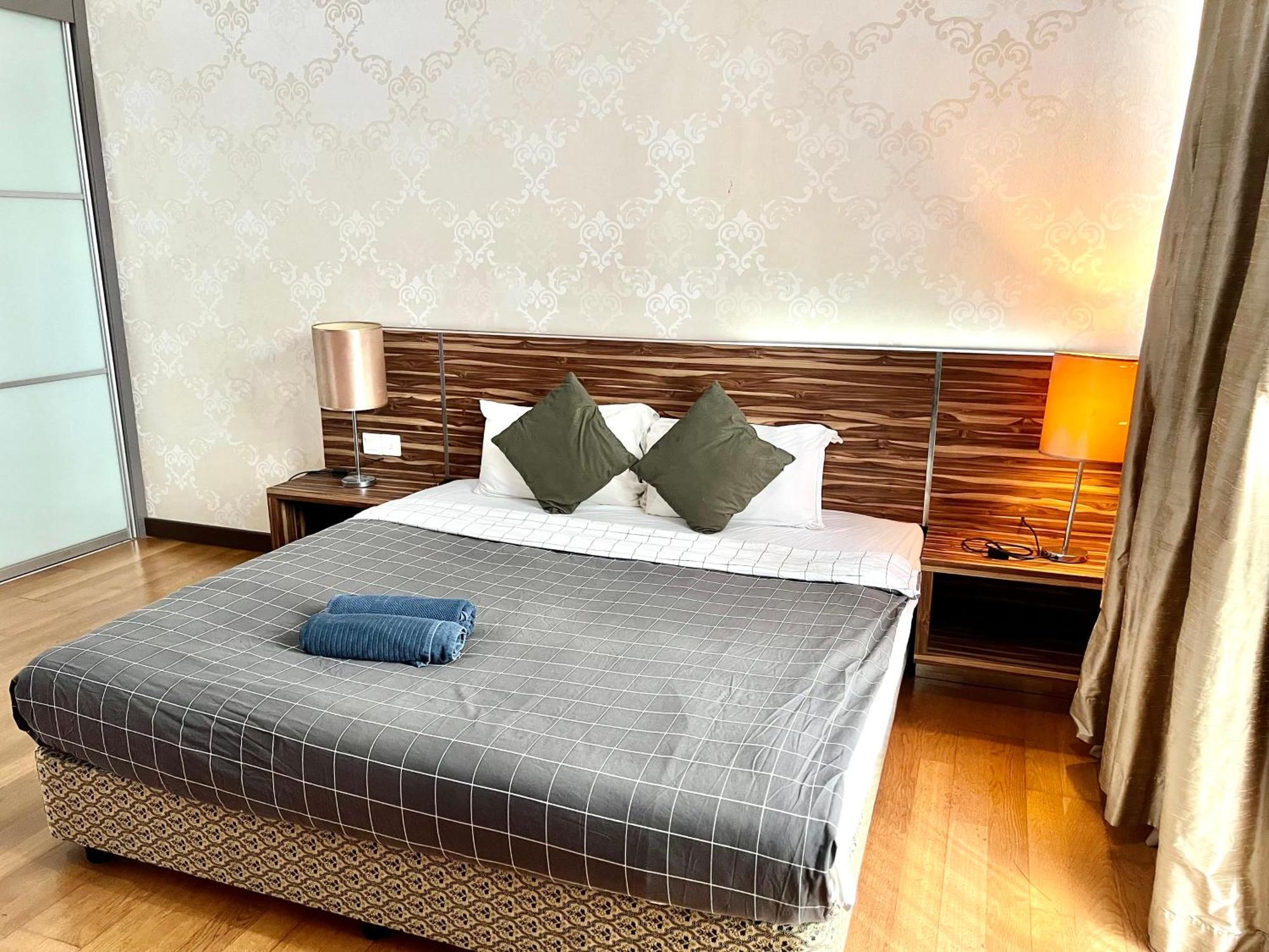 Regalia Service Suites Klcc Skypool كوالالمبور المظهر الخارجي الصورة