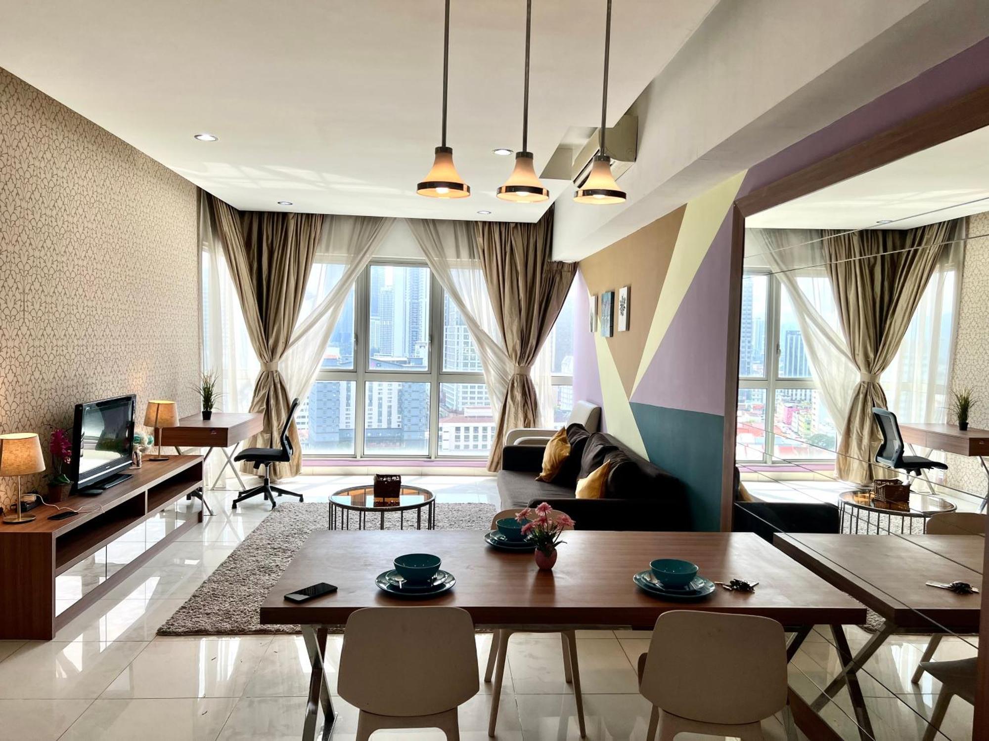 Regalia Service Suites Klcc Skypool كوالالمبور الغرفة الصورة